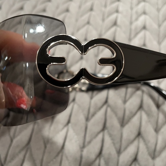Escada sunglasses blk/silver flash mirror lenses - Picture 5 of 8